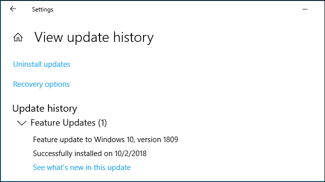 Najnowsza zainstalowana aktualizacja funkcji w ustawieniach systemu Windows 10