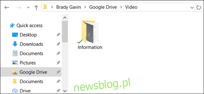 Skopiowany folder w nowym folderze docelowym w Eksploratorze plików Windows.