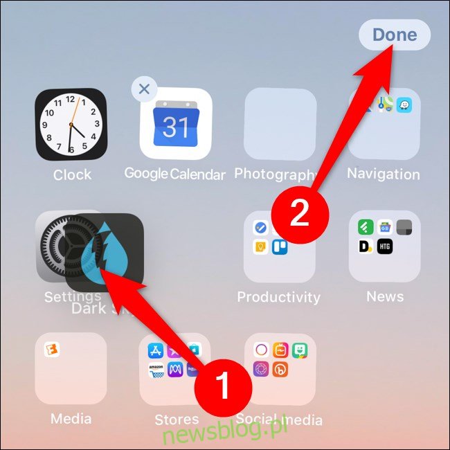 Apple iPhone Utwórz folder, a następnie kliknij Gotowe