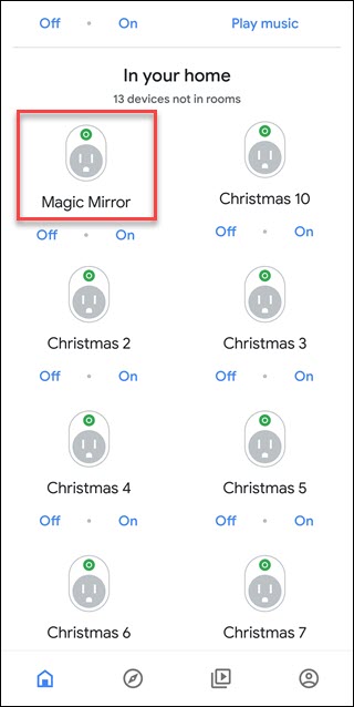 Aplikacja Asystent Google pokazuje nieprzypisane urządzenia, urządzenie Magic Mirror ma wokół siebie czerwoną ramkę