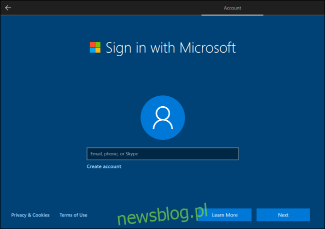 Windows 10 wymaga konta Microsoft, aby kontynuować.