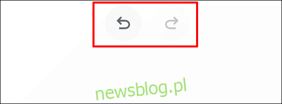 Kliknij lewą lub prawą okrągłą ikonę w górnej środkowej części ekranu Google Chrome Canvas, aby cofnąć lub ponowić czynności