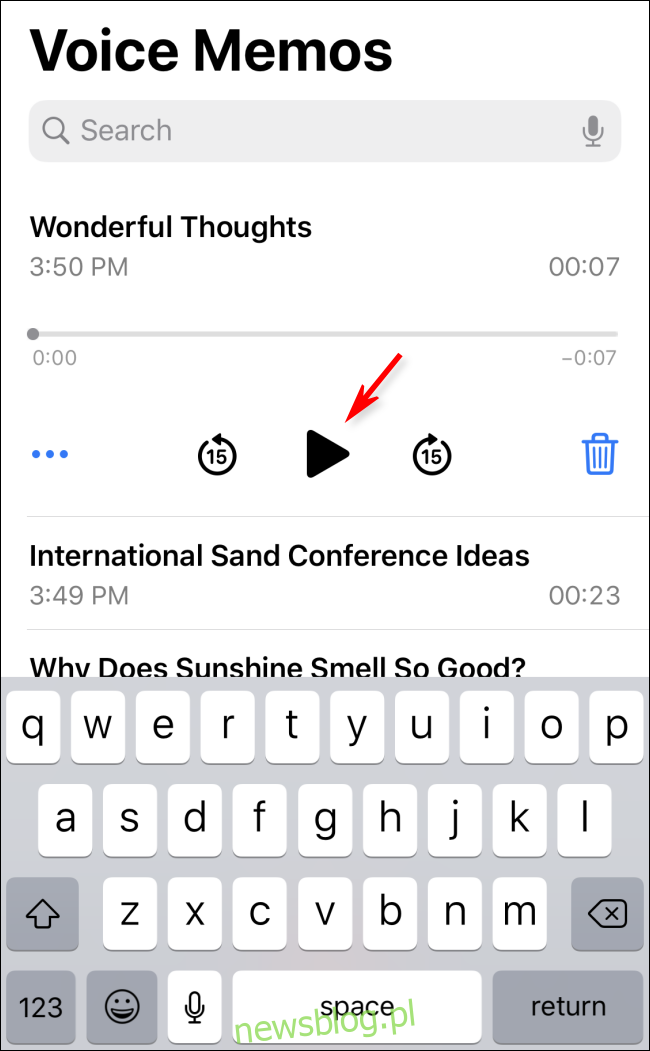 Odtwórz notatkę głosową w iOS