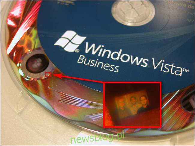 Zdjęcie hologramu zespołu ds. Bezpieczeństwa systemu Windows Vista.