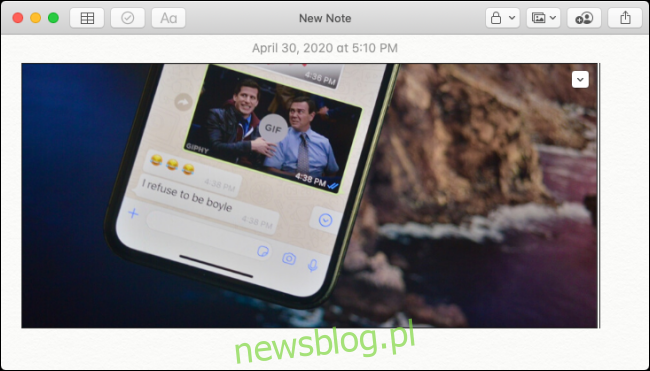 Obraz z iPhone'a wklejony w Apple Notes na Macu