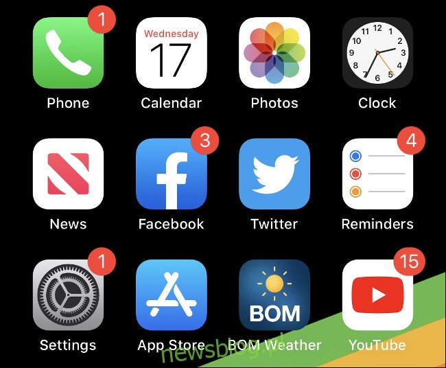 Ikony aplikacji na ekranie głównym iOS.