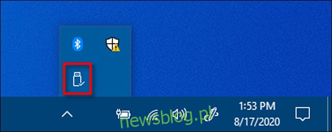 Kliknij prawym przyciskiem myszy ikonę Bezpieczne usuwanie sprzętu w systemie Windows 10.