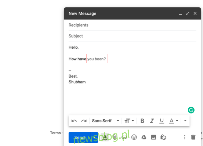 Sugestie Gmaila będą wyświetlane w kolorze jasnoszarym obok wpisanego tekstu.