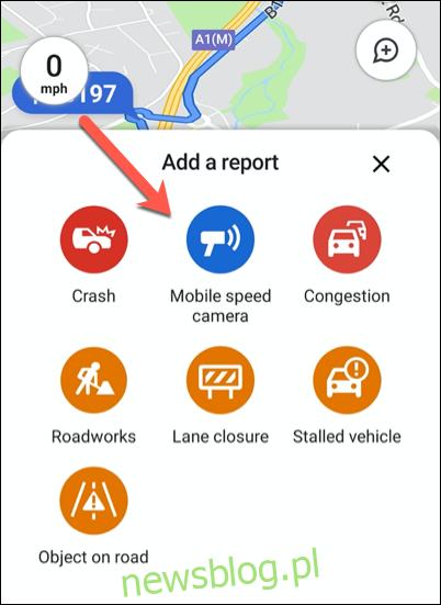 Kliknij jedną z dostępnych opcji raportu o ruchu drogowym, aby dodać ją do swojej lokalizacji w Mapach Google