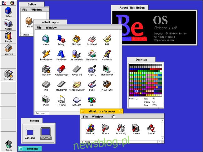 W BeOS na komputerze BeBox otwiera się kilka okien plików.