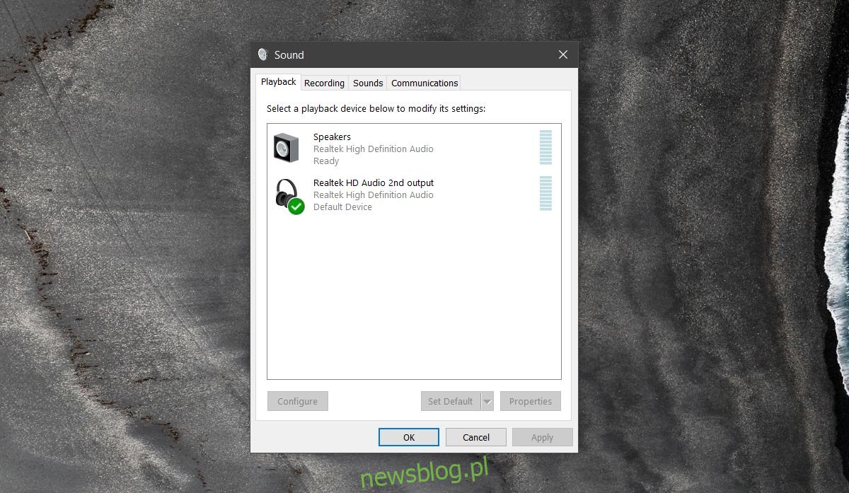 Jak wyprowadzić dźwięk do dwóch różnych urządzeń w systemie Windows 10