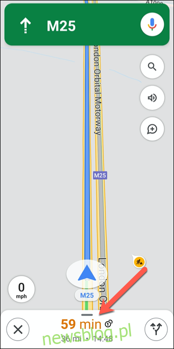 Dotknij informacji o trasie (zawierających ETA) u dołu interfejsu nawigacji w Mapach Google