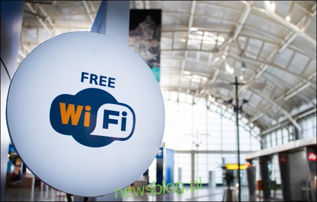 Bezpłatny znak Wi-Fi na lotnisku.