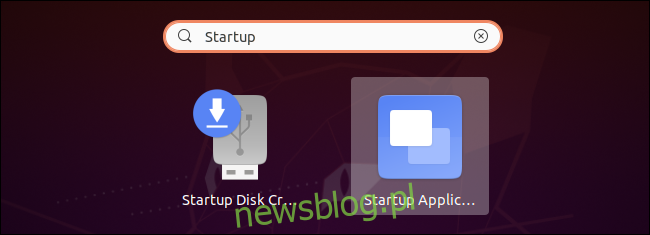 Uruchomienie narzędzia Startup Applications w systemie Ubuntu.