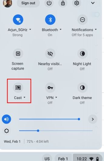 Jak podłączyć Chromebooka do telewizora (3 proste sposoby)